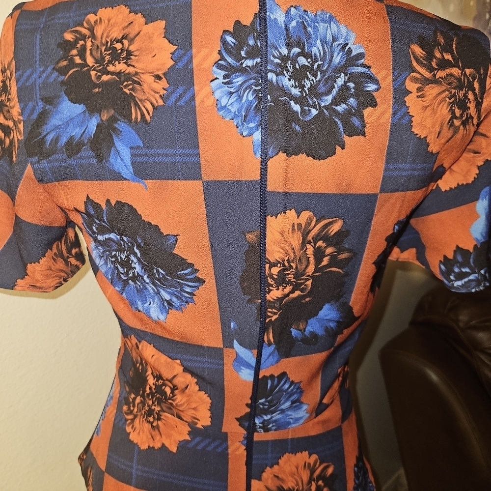 Charry Collection Womans Red And Blue Blouse - Picture 6 of 10